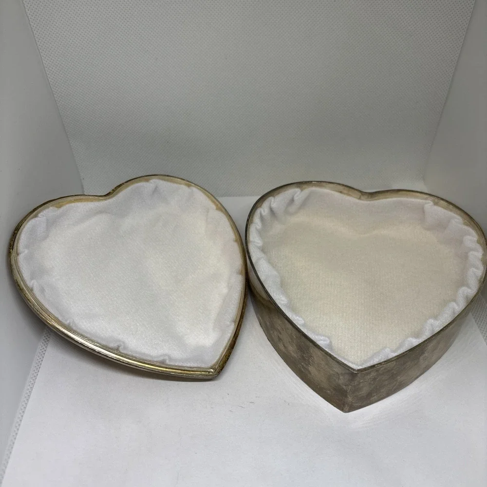 Silver Plated Heart Shaped Golden Bow Jewelry Trinket Box With White Lining